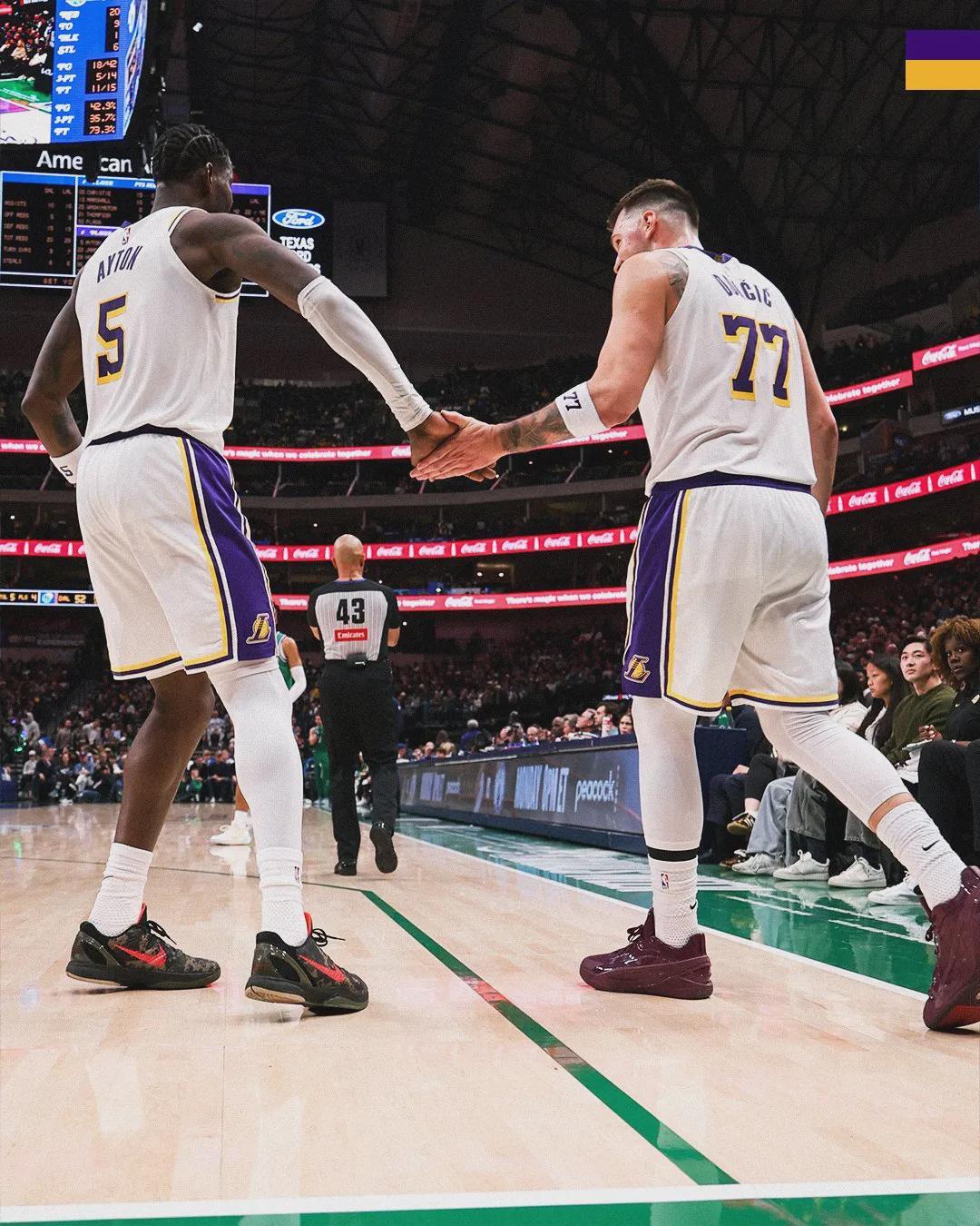 星空注册-4+4+9！场均5.7分！湖人状元彻底迷失了